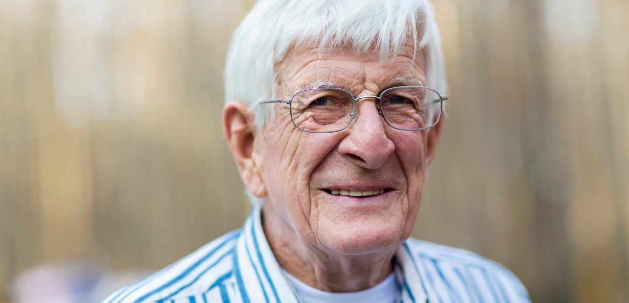10 Early Signs of Alzheimer’s Disease — Page 10 10 Early Signs of Alzheimer’s Disease — Page 10