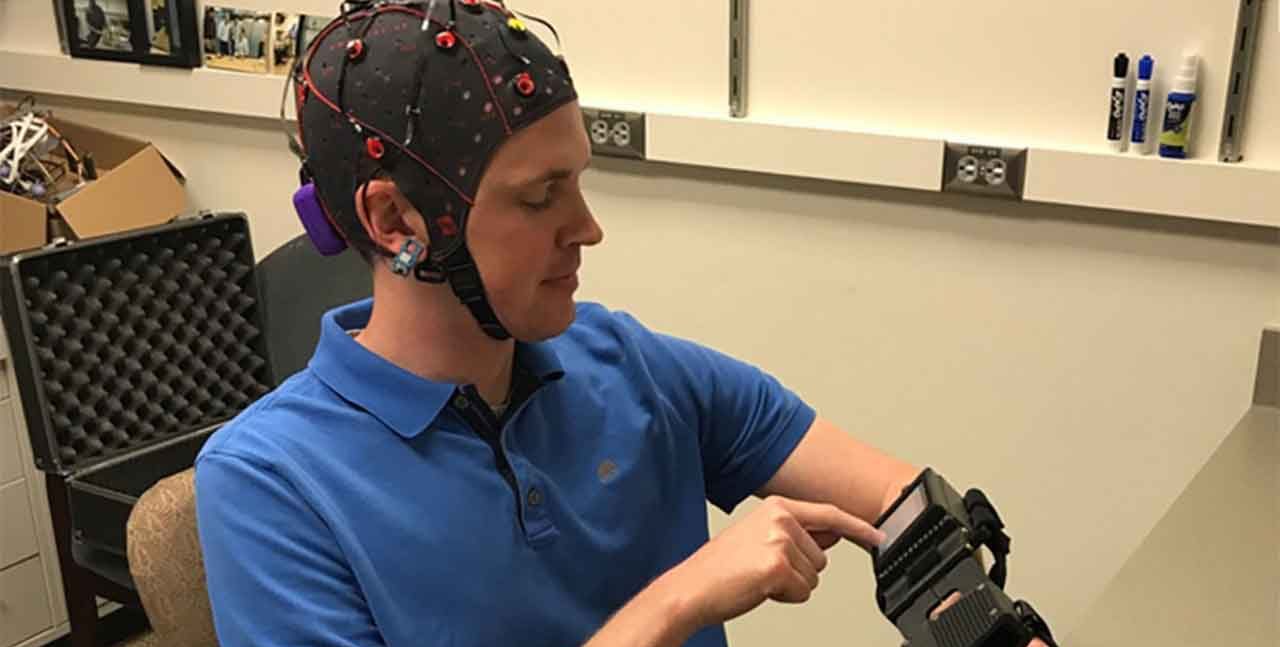 Device Helps Recovery from Stroke Paralysis
