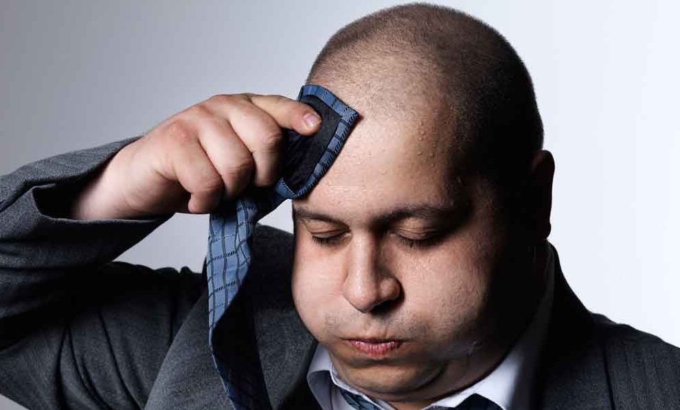 9 Not-So-Obvious Heart Attack Symptoms in Men — Page 4 9 Not-So-Obvious Heart Attack Symptoms in Men — Page 4