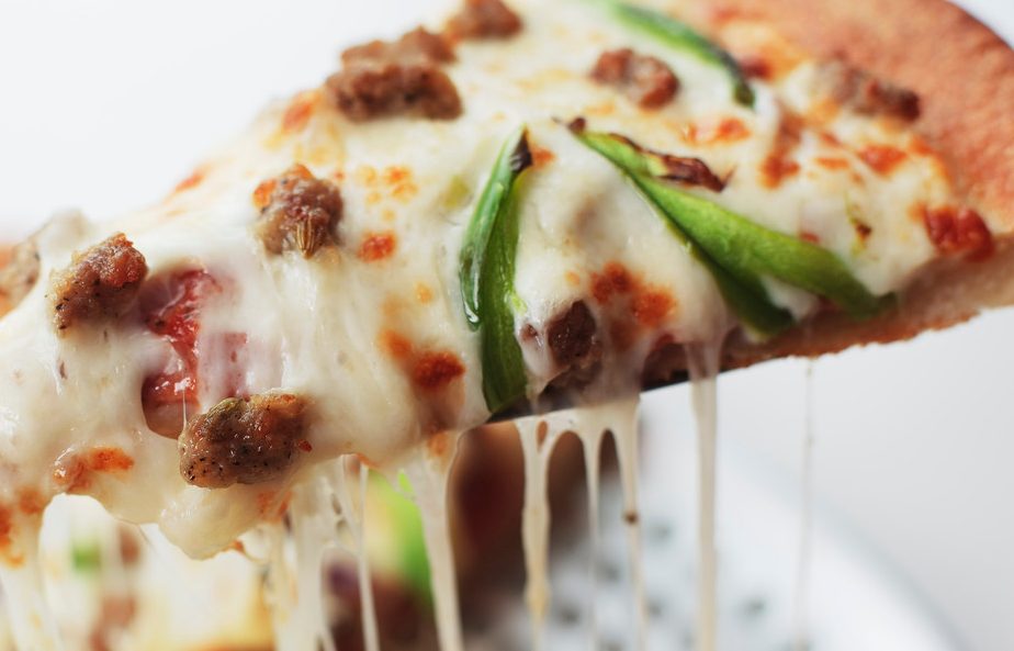 600-02922657 Pizza --- Image by © Radius Images/Corbis