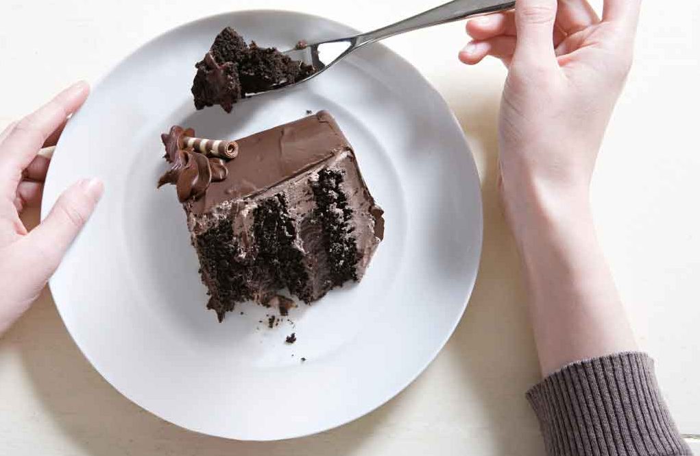 Eating Refined Carbs and Junk Food Increases Depression Risk Eating Refined Carbs and Junk Food Increases Depression Risk