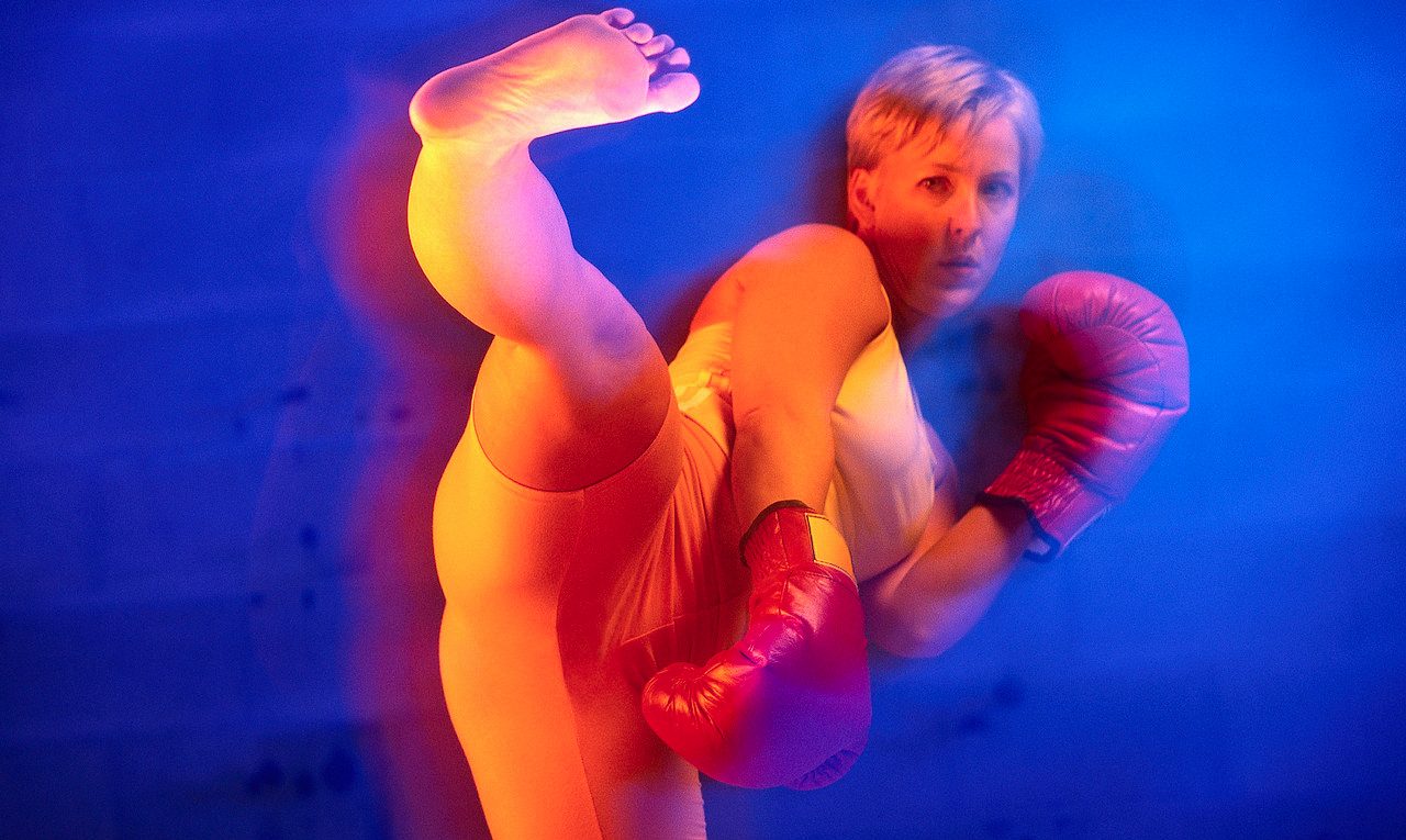 Kick Boxing --- Image by © Lawrence Manning/Corbis