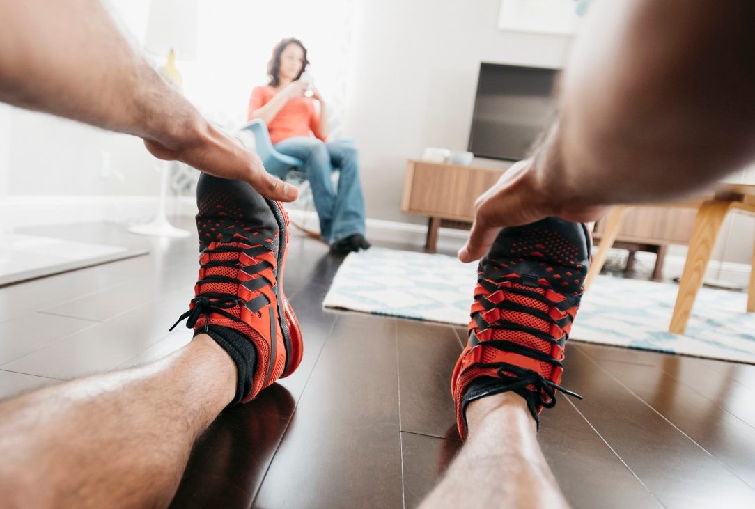 0042-11-30T00:00:00.000Z Personal perspective of man exercising --- Image by © Hiya Images/Corbis