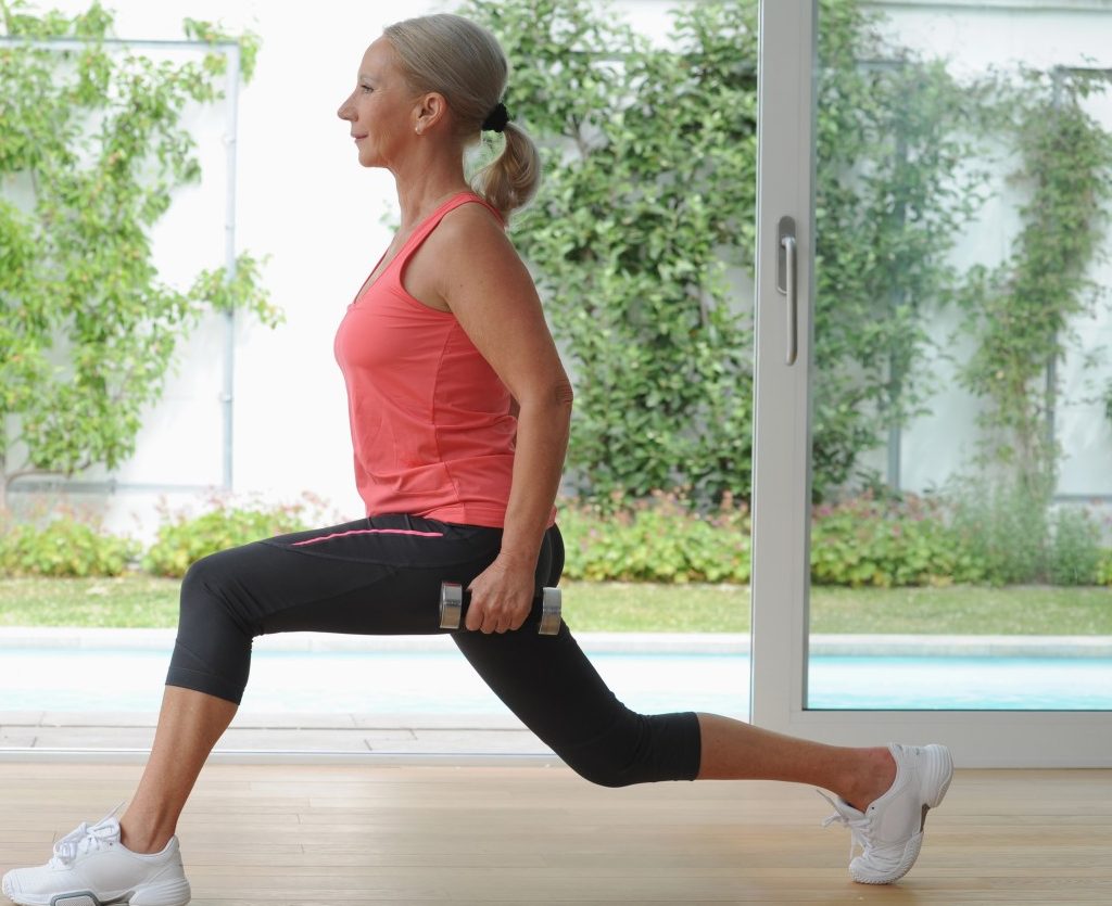 How to Do a Reverse Lunge