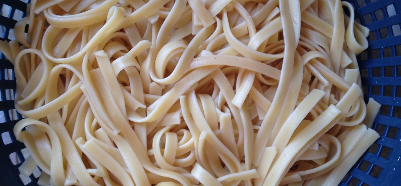 0042-11-30T00:00:00.000Z 16 Feb 2014 --- Boiled pad thai noodles, close-up --- Image by © Twenty20/Twenty20/Corbis
